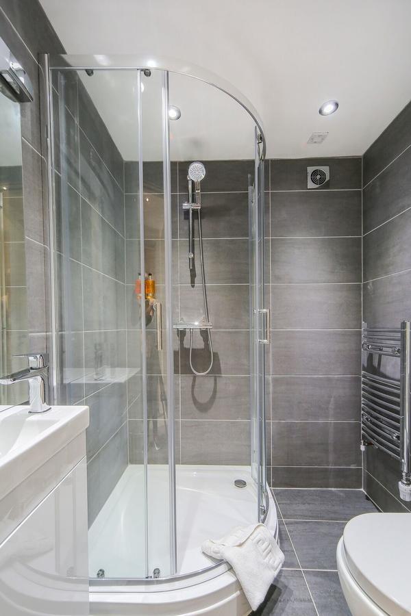 The Westerly London Ngoại thất bức ảnh