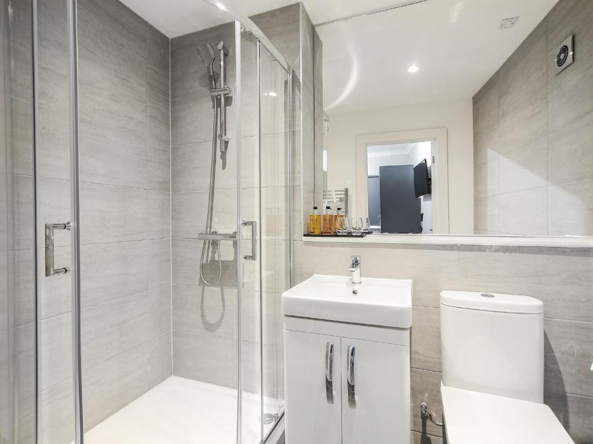 The Westerly London Ngoại thất bức ảnh