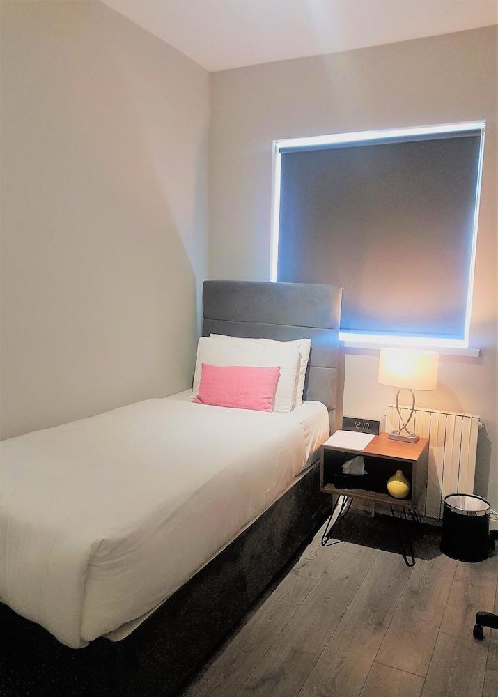 The Westerly London Ngoại thất bức ảnh